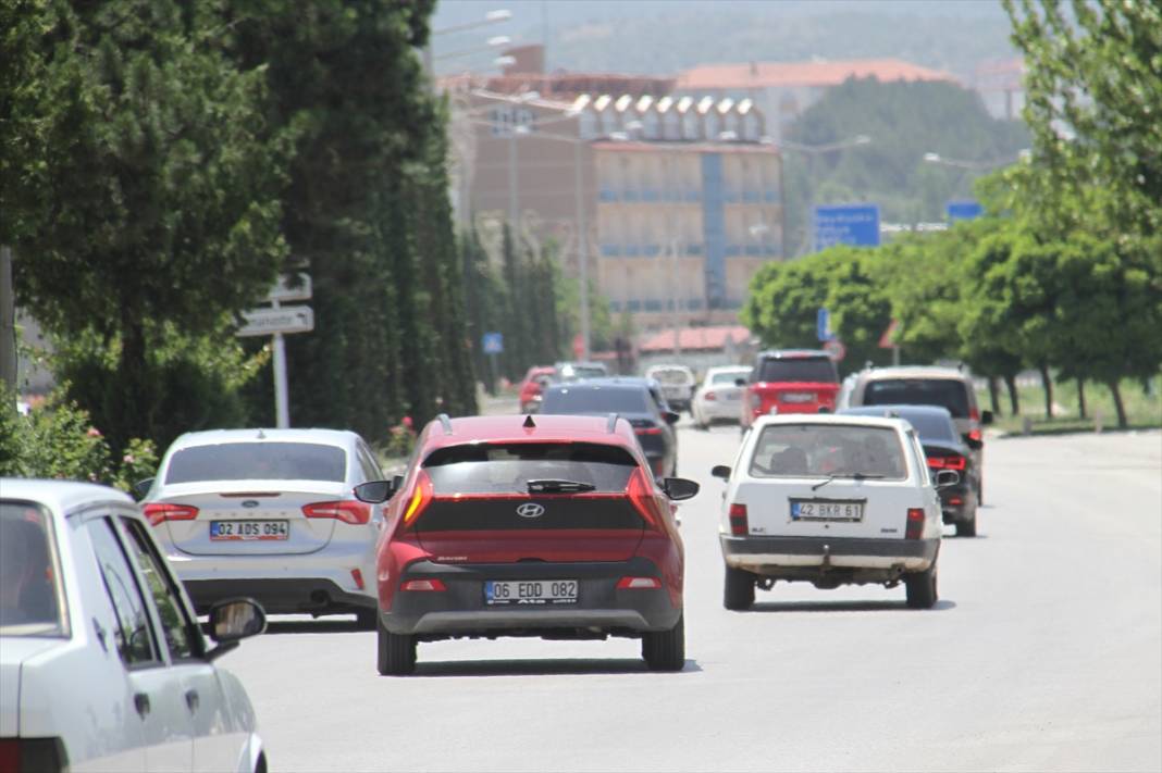 Tatilciler Konya’yı Akdeniz’e bağlayan Demirkapı Tünelini çok sevdi 1